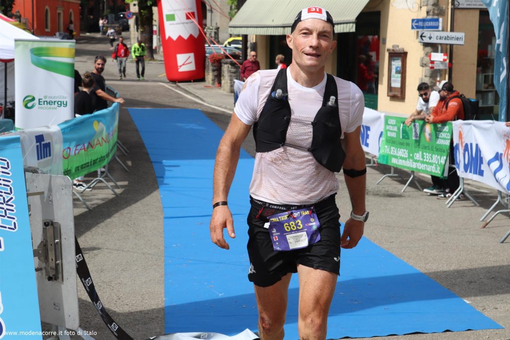 Romani Alex all'arrivo di "Cima Tauffi Light Trail"