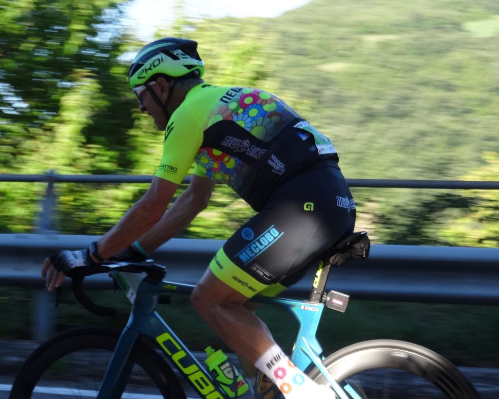 Angelucci Giancarlo lungo il percorso della "53° Granfondo Matildica"