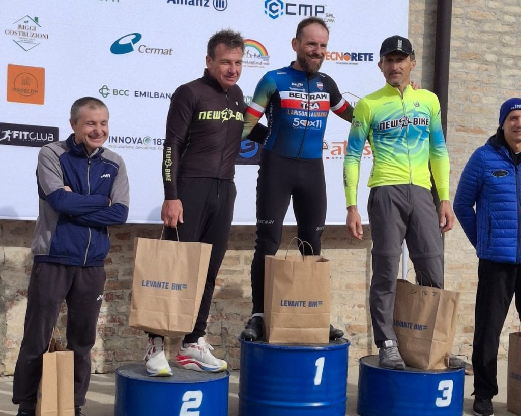 Bertolani Cristian e Portioli Gianluca sul podio della gara Ciclocross della 2° Tappa del "Trofeo Modenese Mtb e Ciclocross"