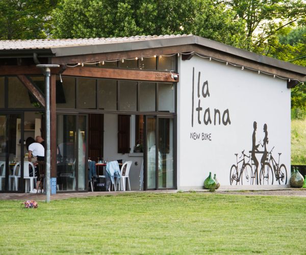 La_Tana_borzano_ristorante_Newbike