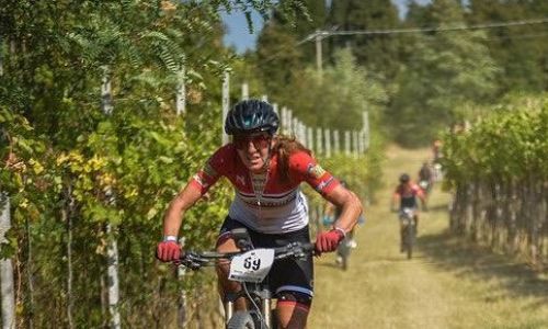 Donatella Balocchi Team New Bike in gara a Valpolicella (VR) GP d'Autunno